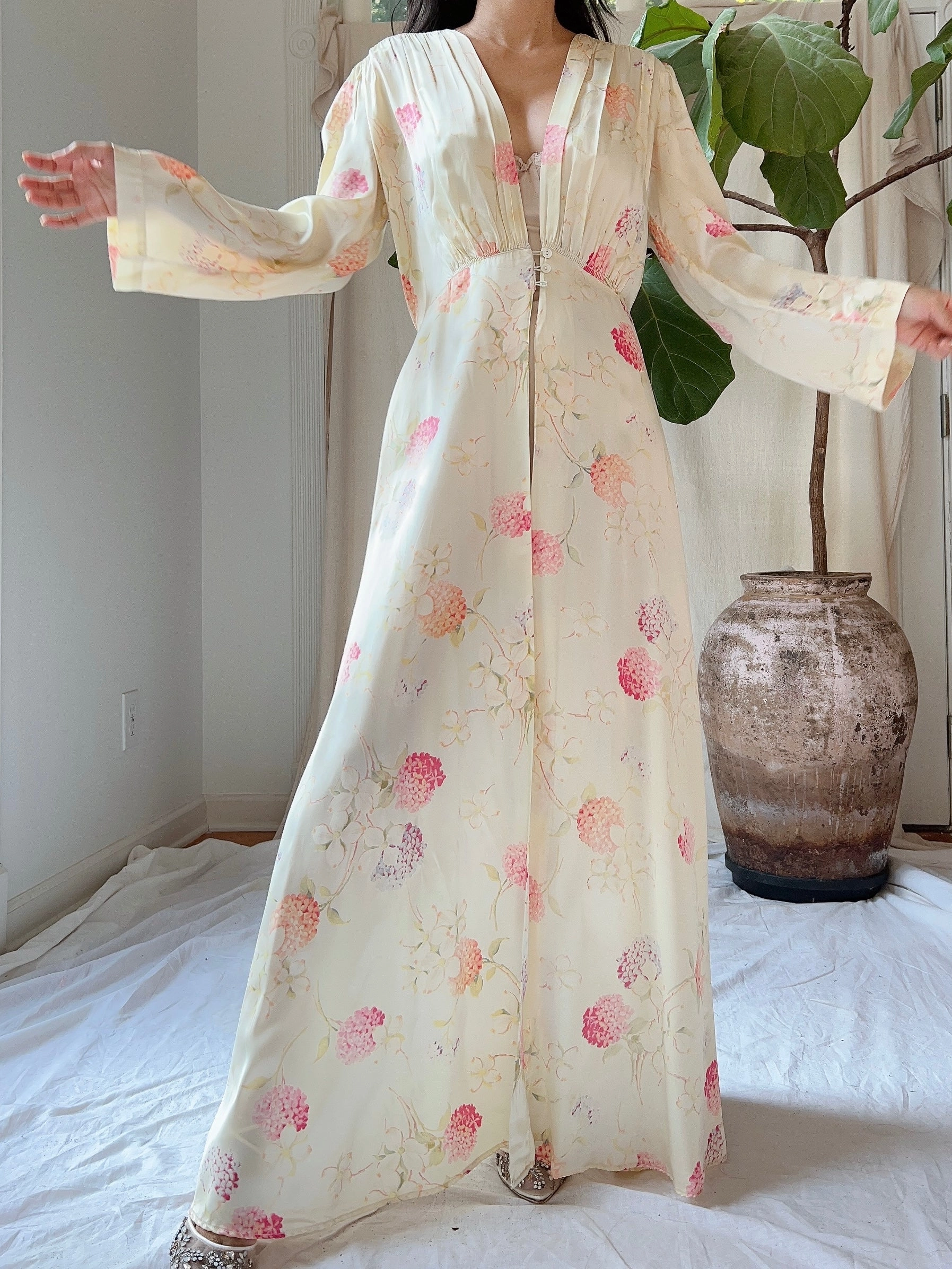 1930s 2-Piece Satin Floral Set - M