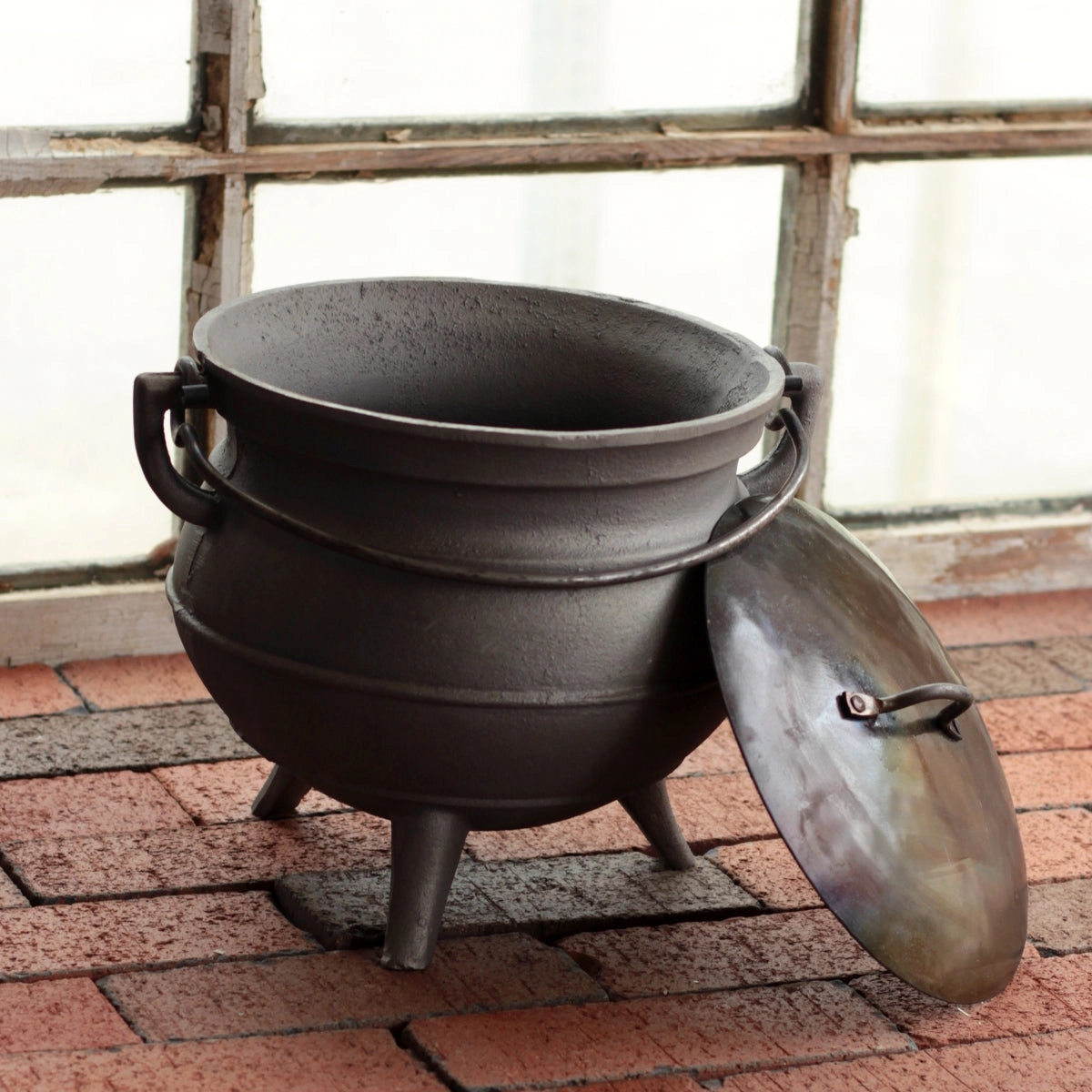 5 Quart Cast Iron Pot