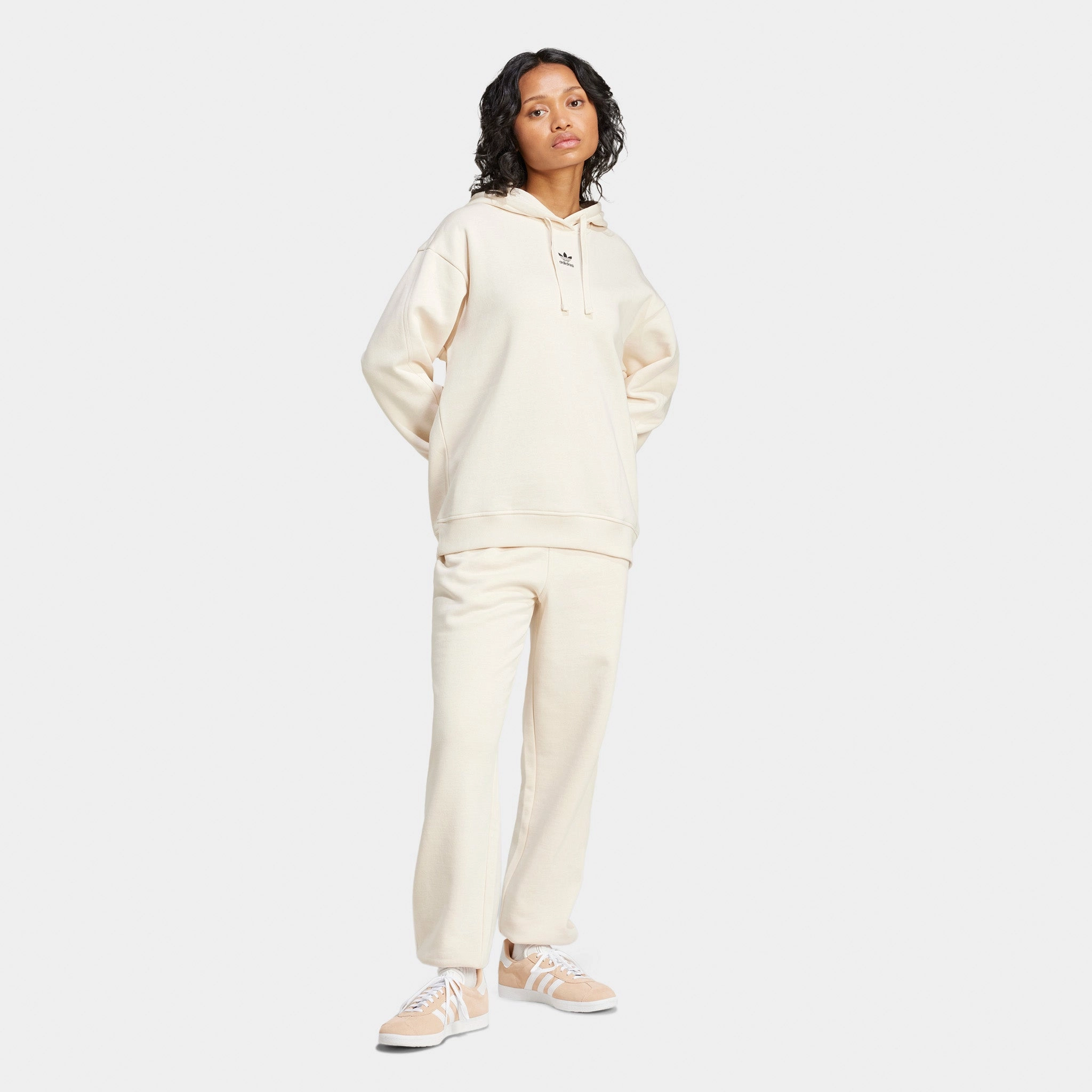 adidas Originals Women's Adicolor Essentials Fleece Joggers / Wonder White