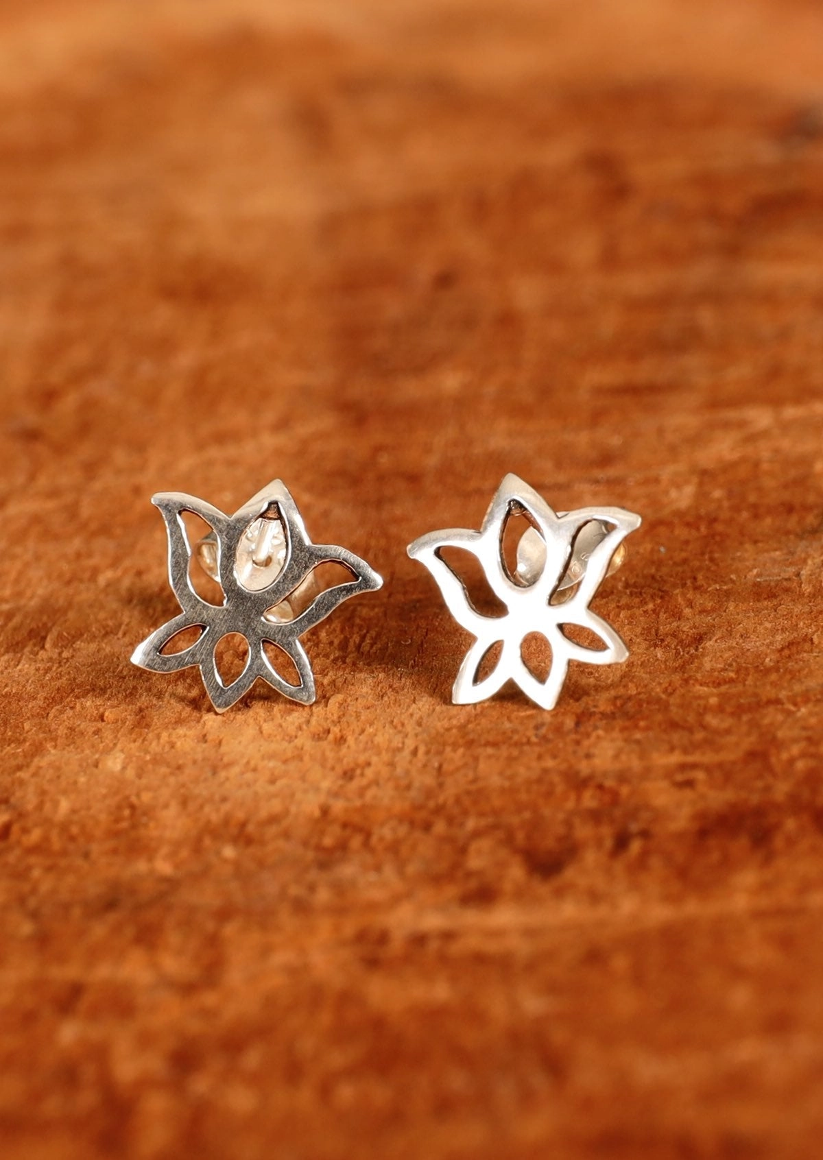 Lotus Silver Studs