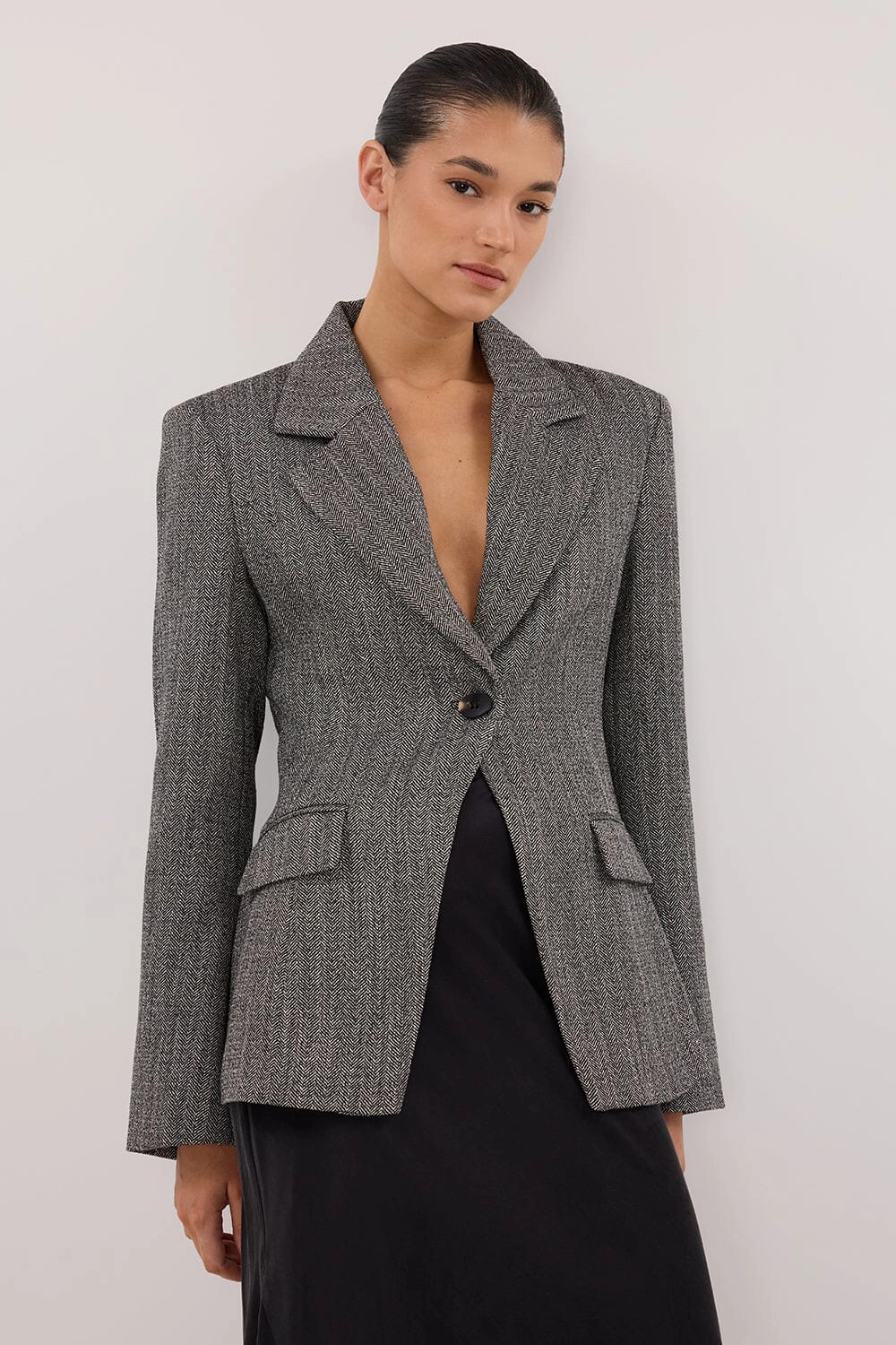 MERRITT CHARCOAL CINCHED BLAZER