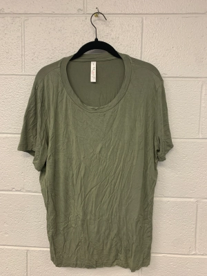 Outlet 7216 - Latched Mama Classic Crewneck Nursing Tee - Moss - Extra Large
